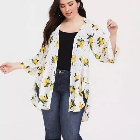 Torrid 00/0 M/L 10/12 Women’s Crepe Shirttail Kimono in Sweet Lemons 3/4 Sleeves - Picture 11 of 11